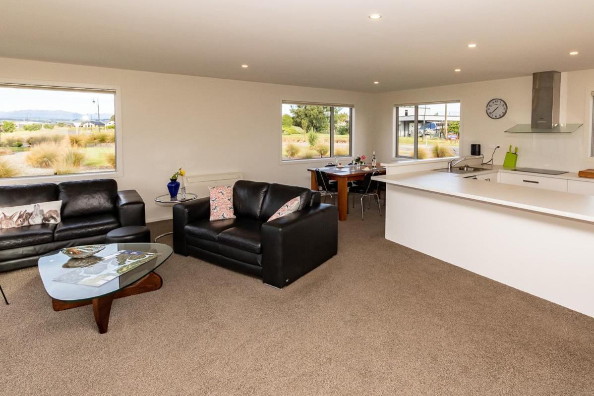 Poppa Pete's - Te Anau Holiday Home Exterior foto